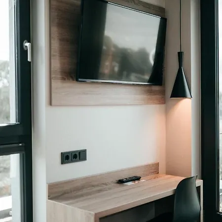 Juststay & Ξενοδοχείο Σόλινγκεν