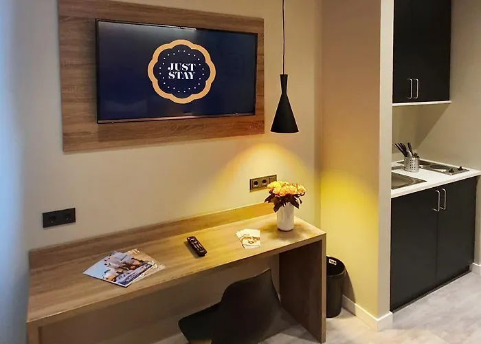 Juststay & 3* Solingen